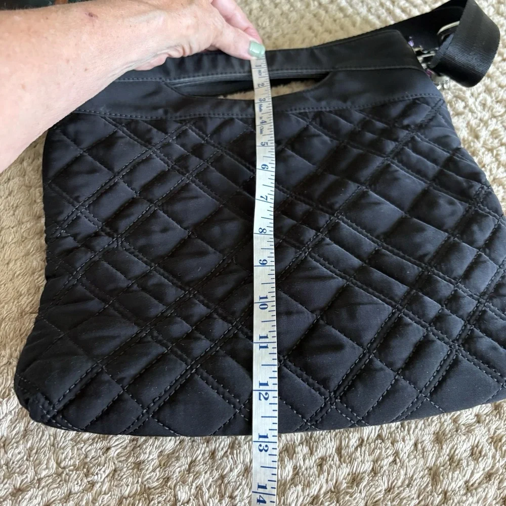 VERA BRADLEY BLACK CROSSBODY BAG PURSE - QUILTED